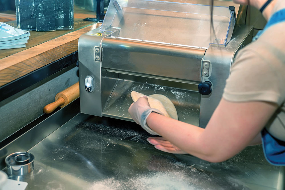 The Differences Between a Dough Sheeter and a Dough Roller - Pro