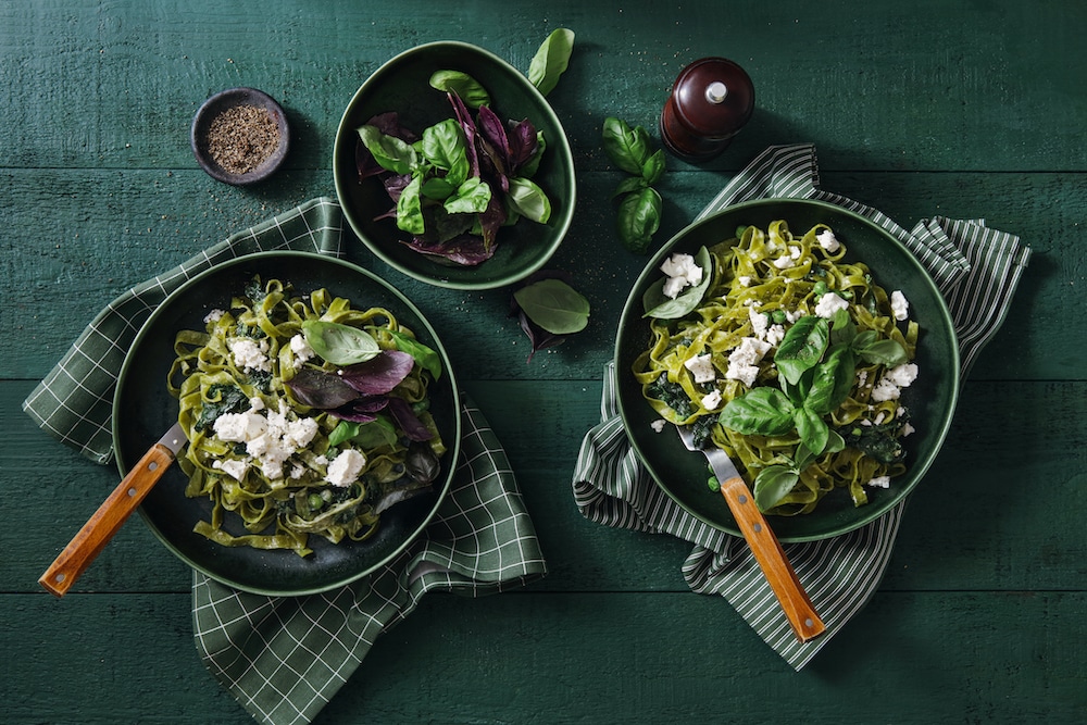 this photo of gluten-free spinach pasta offers an example of the types of gluten-free Italian dishes that a pizzeria can serve