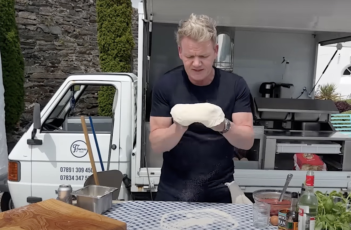 Was Gordon Ramsay Trying to Insult Italians With This Pizza Recipe Video? PMQ Pizza