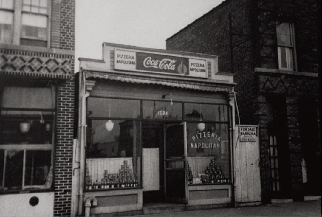 This old black-and-white photo shows Totonno's long ago.