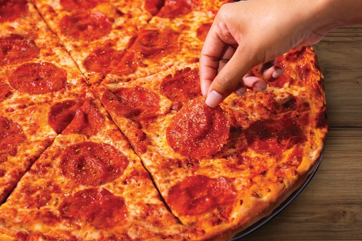 Top Pizza Chain to Close 300 Stores and Cut Corporate Staff