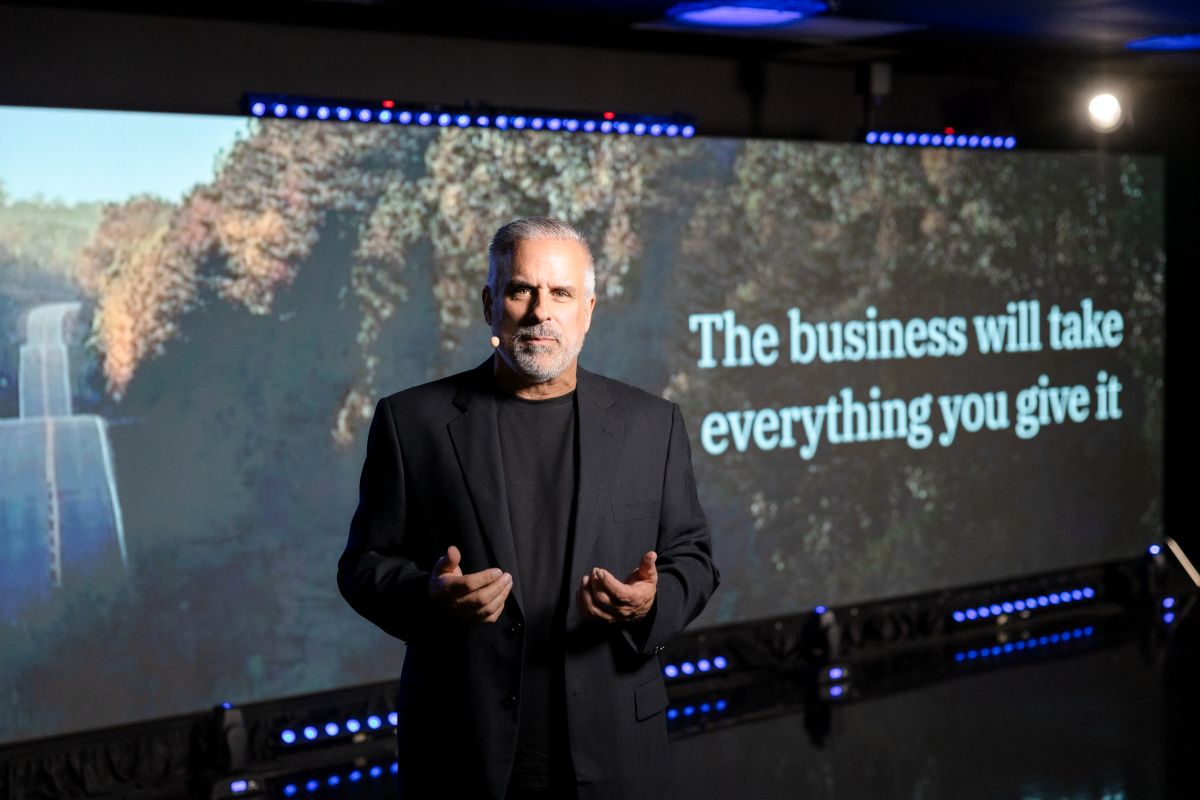 David Potesta speaks about workplace leadership